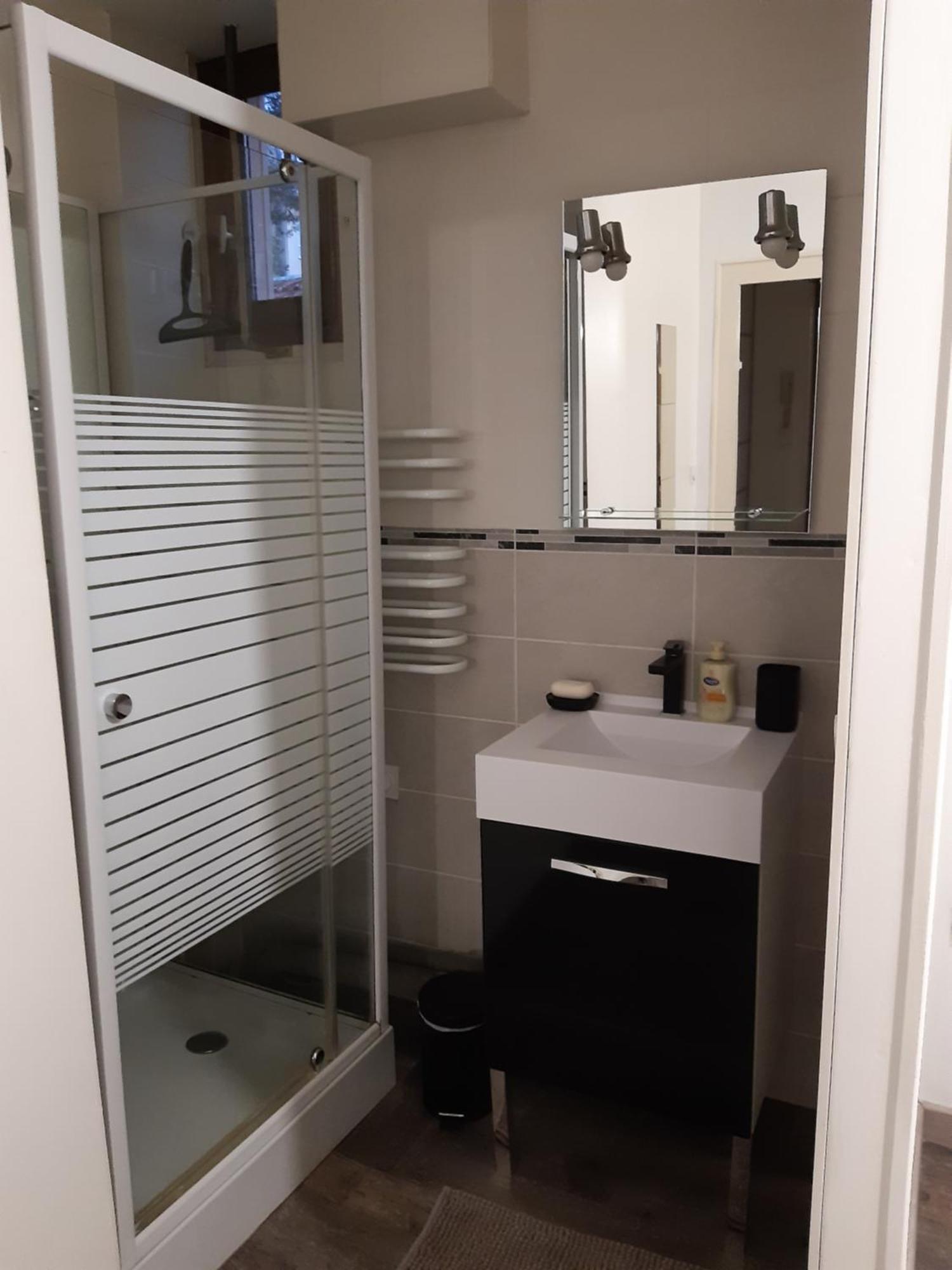 Joli Appartement T2 Agglo Troyes Sainte-Savine ภายนอก รูปภาพ